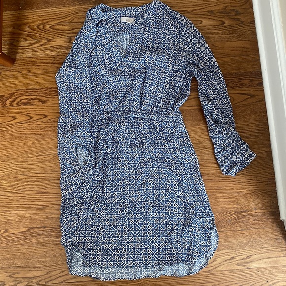 LOFT Dresses & Skirts - Ann Taylor loft dress
